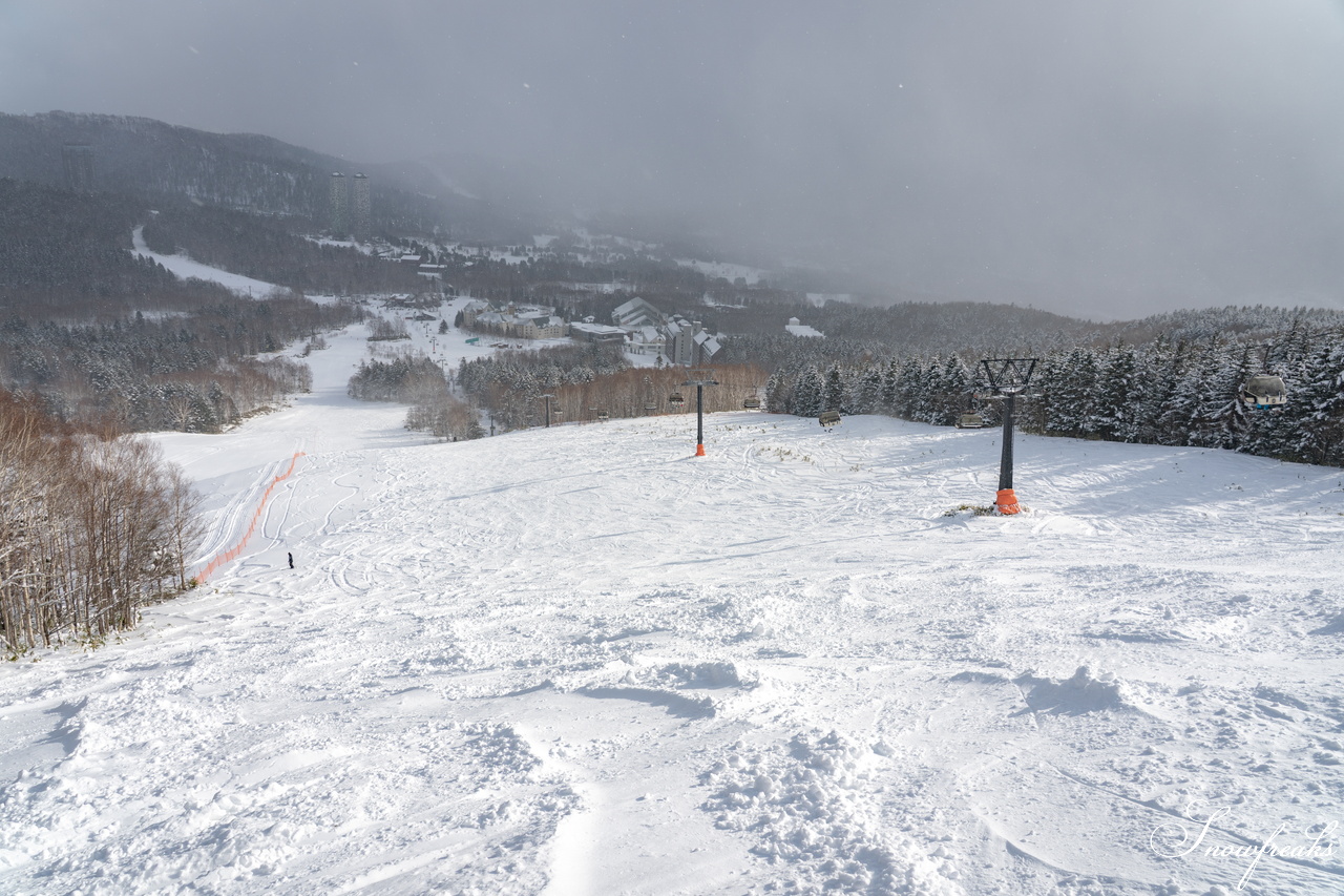 星野リゾート　トマム｜滑走後、時には夕方までまったりと。。。ちょっと贅沢な時間を過ごしてみてはいかがでしょう？新イベント『つきのdeアプレスキー』開催中！